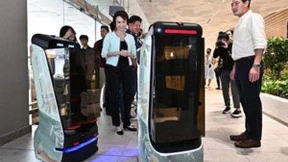 普及用工新模式 擎朗智能助力新加坡餐饮业数字化转型