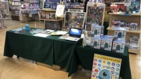 蓝宙绘画机器人热销海外，老年人市场成增长亮点