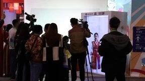 连接数字与现实，光染全息舱于十八届国漫节惊艳亮相