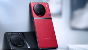 自研芯片V2加持，X90系列力争“移动影像之王”