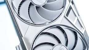 华丽蜕变，RTX 4090/4080 Vulcan圣洁白显卡闪耀登场