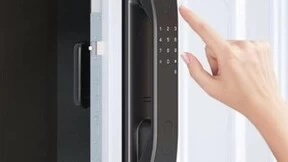 乐橙V7视频锁为家庭筑起安防屏障