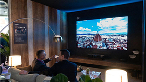 海信激光电视海外获3项大奖 全球首款8K激光电视引外媒关注