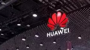 直面“卡脖子”困境 加速国产化替代