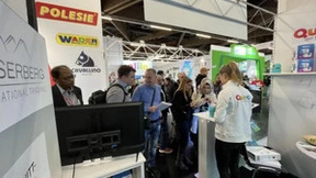 蓝宙绘画机器人亮相纽伦堡国际玩具展，热销海外