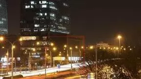 小小空气切割机 佳能RF135mm F1.8 L IS USM评测