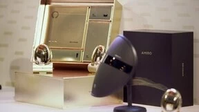 AMIRO觅光首创“眼镜式”光疗面罩 四重高能光波打造硬核修护力