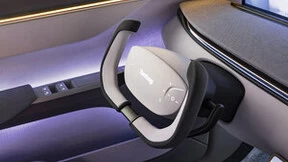 延锋发布智能座舱XiM23s，打造场景化豪华出行体验