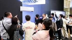 TCL实业AWE展示多项技术突破 智慧科技引领行业发展