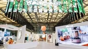 小熊电器亮相2023 AWE，精品产品阵容展“明星”实力