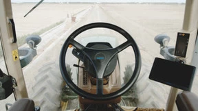 斯农导航智能加持，助力春耕跑出“加速度”