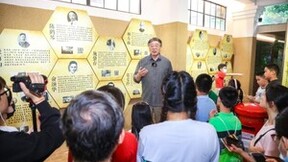 漫读愚园路 品味大师施蛰存的世纪人生