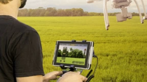 硕腾HUGEROCK X7高亮2600nit,性能领先!