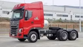 选LNG重卡，530大马力乘龙H7 LNG牵引车物超所值