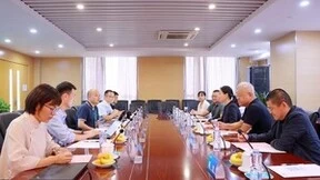 百视通总裁曹雅莉一行莅临科大讯飞考察交流