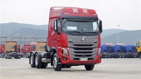 530大马力乘龙H7 LNG牵引车，资源运输里的多面手