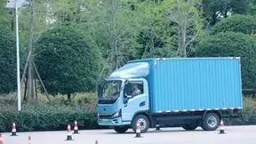 新成储“绑定”宇通轻卡，构建新能源生态开拓全新事业版图