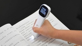 词典笔遭遇“发展的烦恼”，阿尔法蛋解惑：把痛点当创新点的这三年