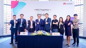 中软国际与华为签署HarmonyOS元服务合作协议，共筑鸿蒙繁荣生态