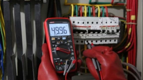 优利德UT15B MAX系列数字万用表震撼上市，助力国产替代崛起！