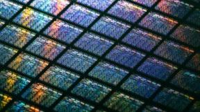 英特尔、新思科技扩大合作，加快提供IP速度，支持英特尔代工服务生态发展