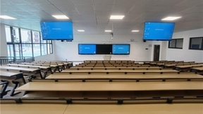 斩获历史级大单，鸿合科技开学季迎来开门红