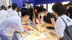 粤豪品牌·小豪在线携新品精彩亮相2023深圳国际珠宝展