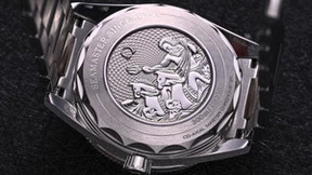 专业潜水表的先驱 海马300腕表Summer Blue款