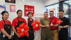 用行动传递爱心，钱大妈邀您一块做好事