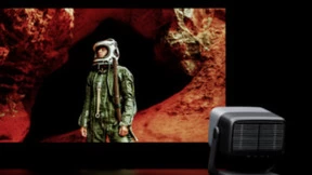 坚果再发4K激光投影仪，零散斑高画质捅破行业天花板