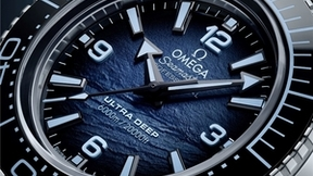 海神波塞冬的新坐骑 欧米茄海马系列Seamaster in Summer Blue腕表
