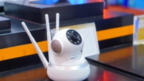 监控+路由二合一，新讯发布智慧安防新品，为爱守护