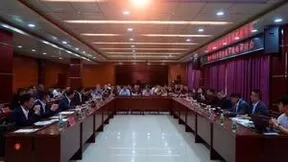 专用车市场再发力！奥铃冷藏车战略研讨会河南举行