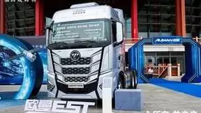 产品焕新IP升级！银河君主尽显未来科技 星辉领袖展现潮酷实力