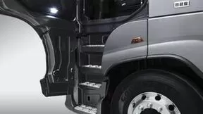 气场全开 耀世而来！欧曼银河燃气重卡以科技赋能尽显尊贵本色