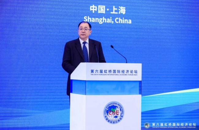 高通孟樸进博会演讲:将生成式AI用到骁龙终端,扩大5G+AI应用规模