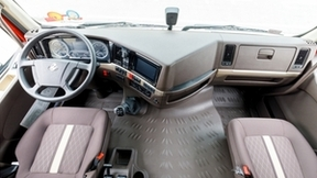 推动低碳发展，乘龙H5纯电牵引提供高效绿动力