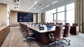 焕新会议室巨幕体验，海信Vision Hub智慧平板100英寸会议电视上市