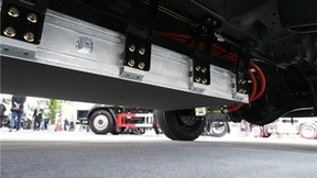 东风御风V9E惊艳亮相武汉车展，新能源VAN赋能城市绿色生活新生态