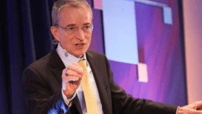 英特尔CEO：AI芯片公司对英特尔先进封装业务兴趣浓厚