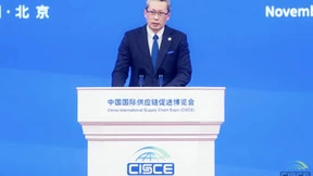 康宁精进熔融制程六十载，驱动显示技术创未来