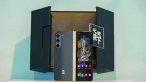 至臻细节 重塑高端 心系天下三星W24｜W24 Flip奢享新选择