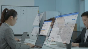 走访致景纺织智造园智能工厂，探索数智化生产高效与创新