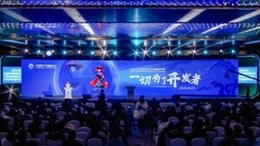 DFRobot出席2023开放原子开发者大会 分享开源硬件在开放科学和环保中的应用