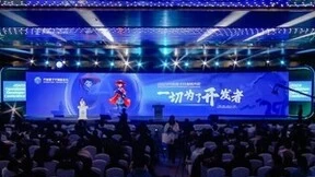 DFRobot出席2023开放原子开发者大会 分享开源硬件在开放科学和环保中的应用