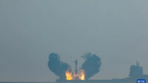 硬核加码！星邦蓝助力全球运力最大固体火箭“引力一号”海上首飞