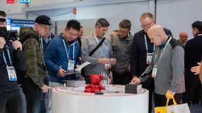 领跑开放式耳机市场 1MORE万魔斩获2024 CES国际权威大奖