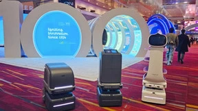 云迹科技亮相CES2024 多功能分体机器人UP走进国际视野