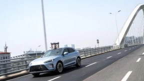 性能与可靠性兼顾，问界M5智驾版陪你踏上返程路