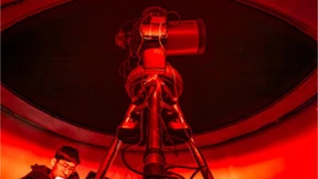 知乎“灯塔计划”助答主团队建设天文台网